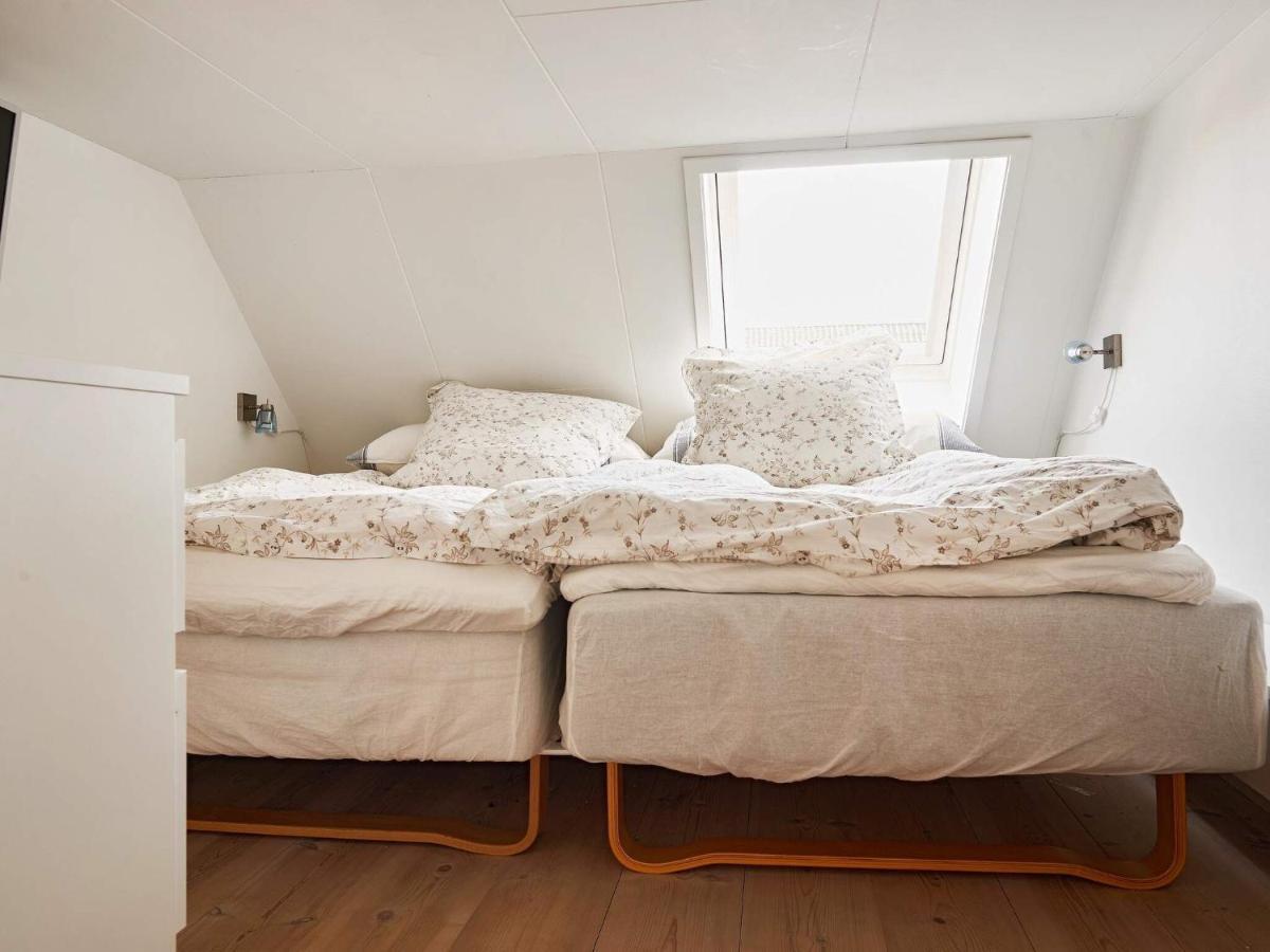 5 Person Holiday Home In AÅkirkeby المظهر الخارجي الصورة